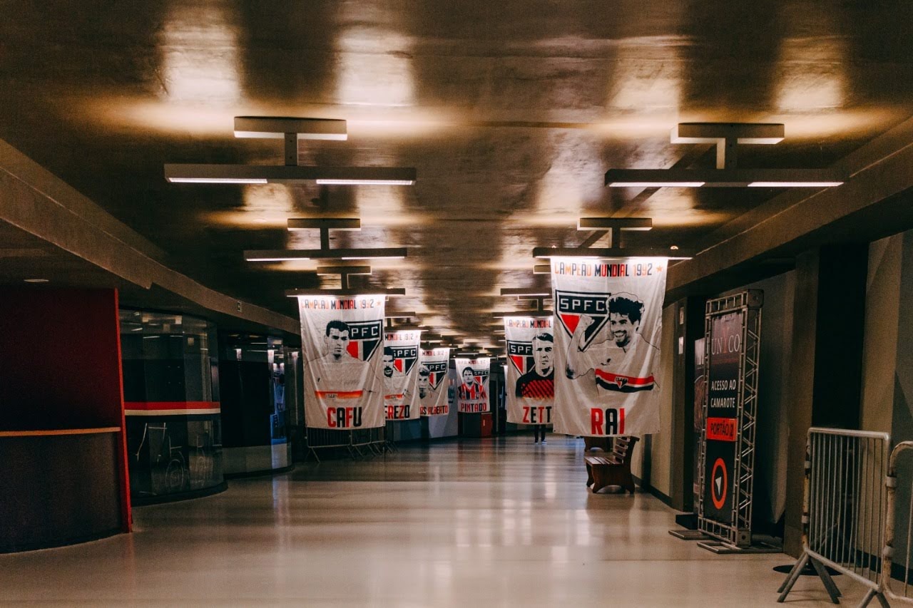 TRIBUTO 2019 CONCEPT BANDEIRAS.jpg